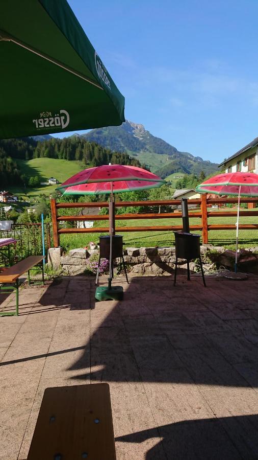 Hotel Gasthof Schönblick Russbach am Pass Gschütt Exterior foto